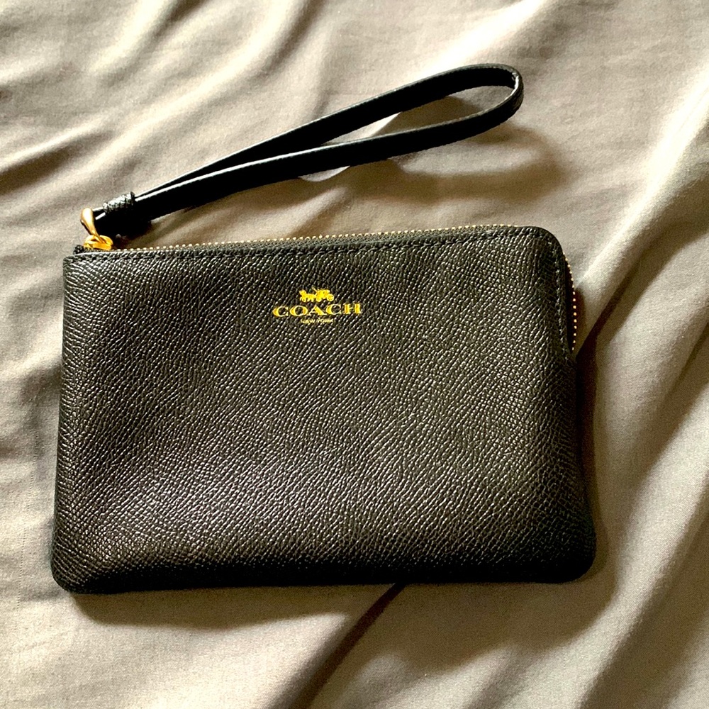 Coach wristlet like new